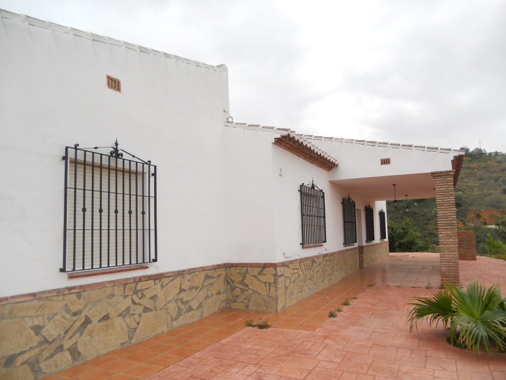 Finca en venta en Canillas de Aceituno