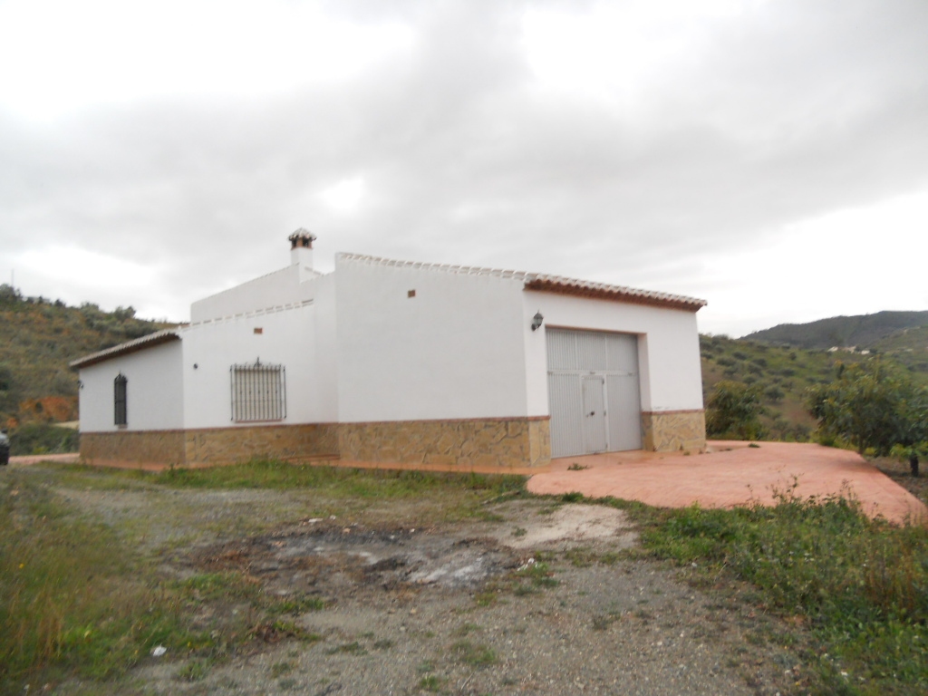 Finca en venta en Canillas de Aceituno