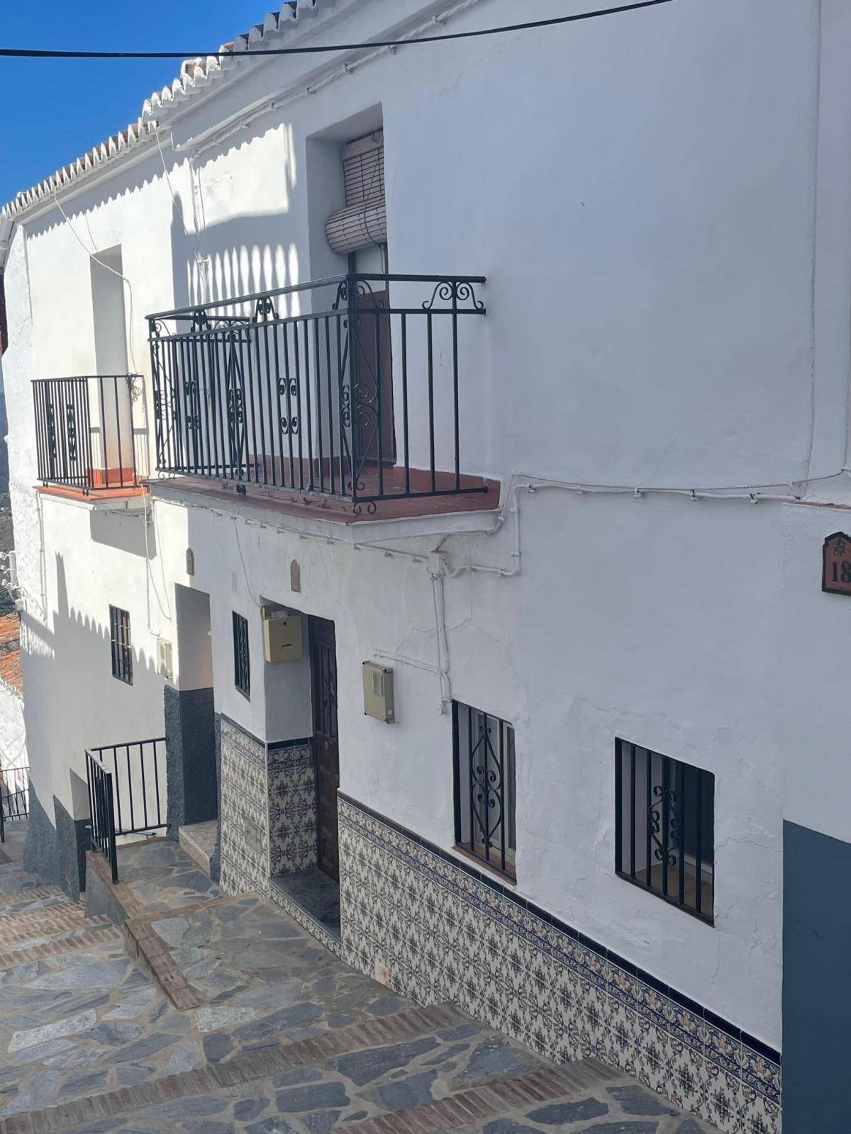 Hus till salu i Canillas de Aceituno