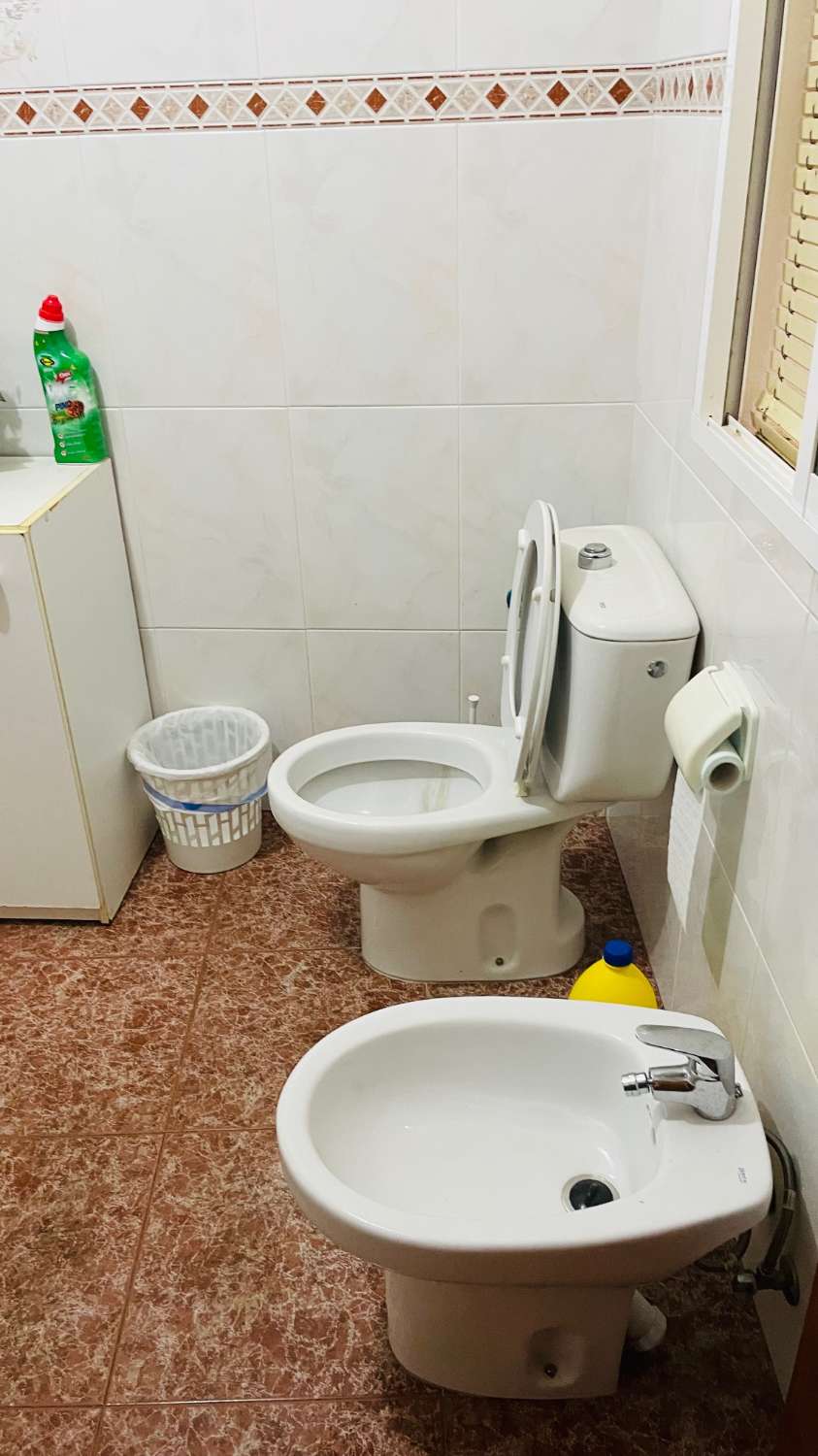 CASA DE PUEBLO DE EN BENQAMARGOSA DE 132 M2 CON 5 DORMITORIOS