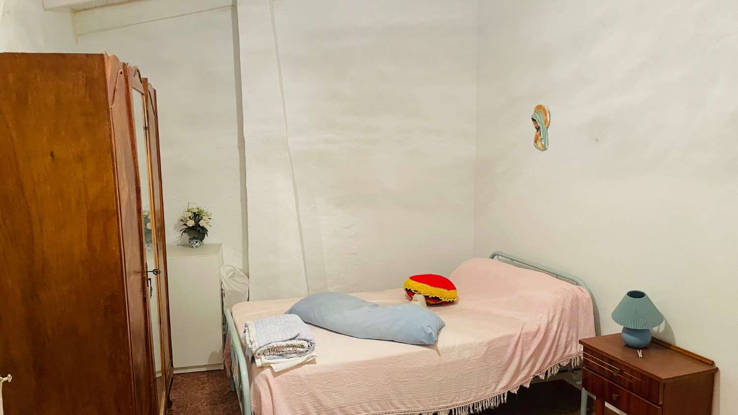 CASA DE PUEBLO DE EN BENQAMARGOSA DE 132 M2 CON 5 DORMITORIOS