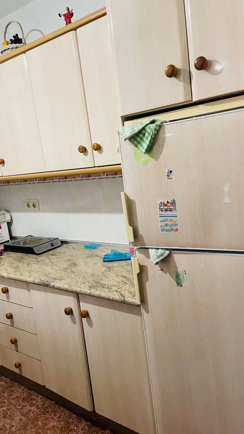 CASA DE PUEBLO DE EN BENQAMARGOSA DE 132 M2 CON 5 DORMITORIOS