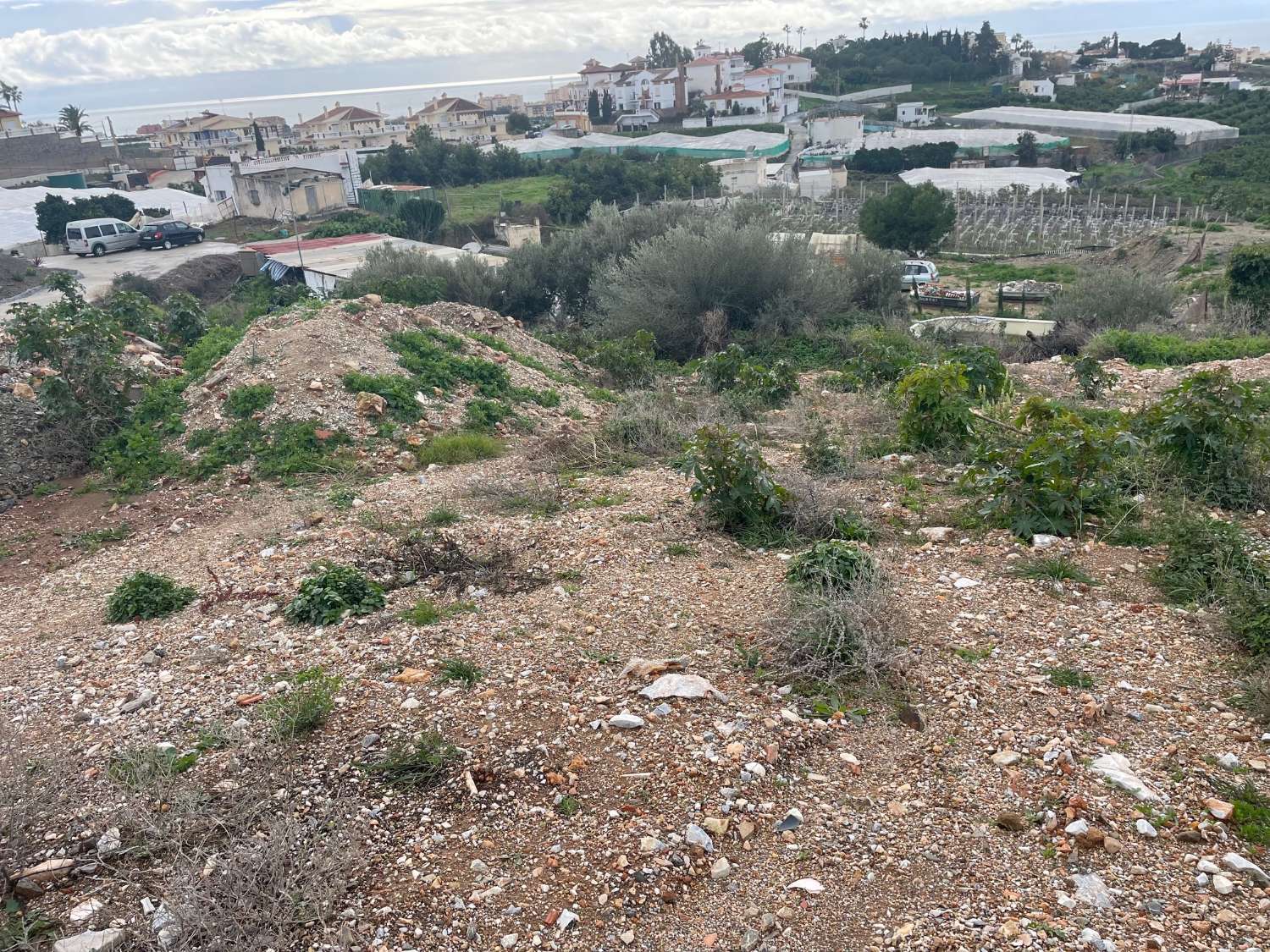 Parcela rústica de unos 2.700 m2 en Torrox-Costa